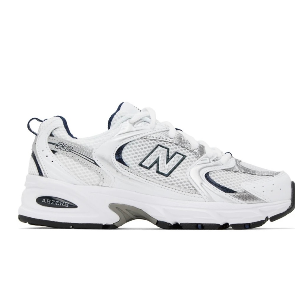 ISO New Balance 530 in sz 6.5 W